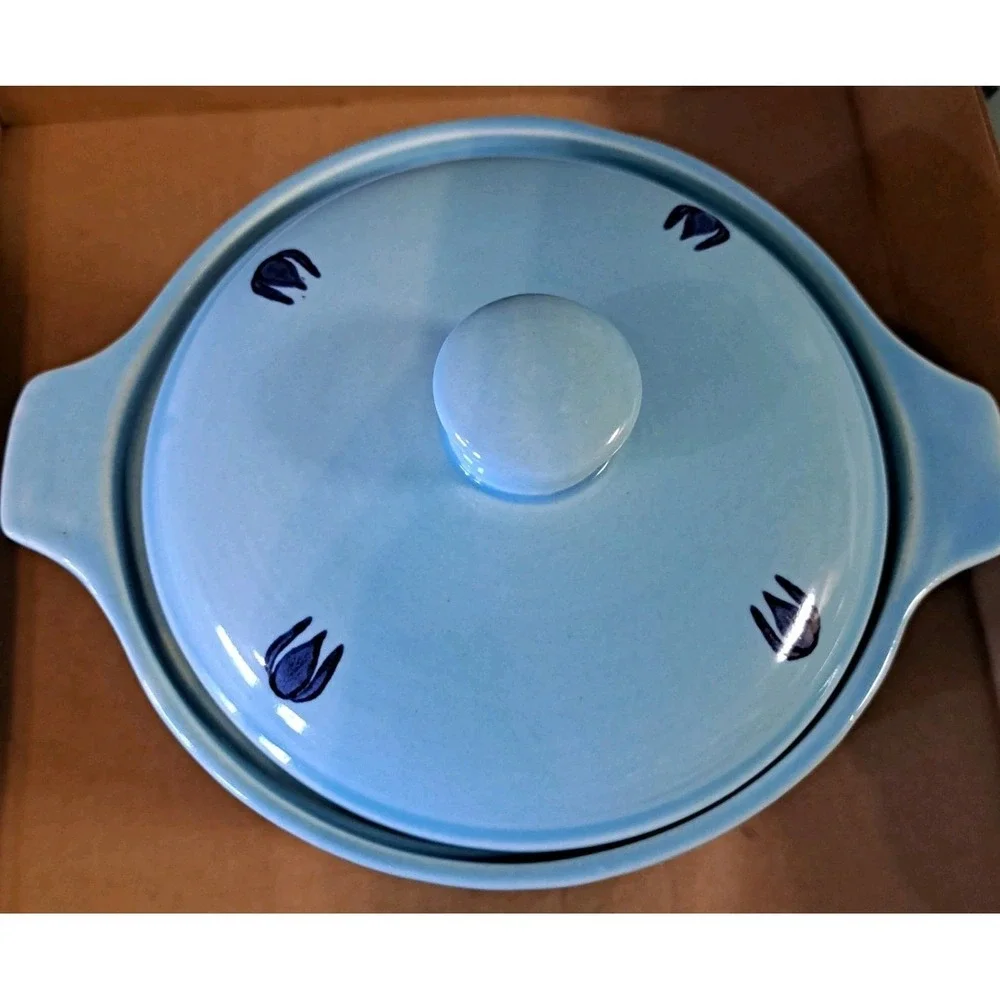 Vtg MCM Cronin Pottery DutchBlue Tulip Pattern Bean‎ Pot Casserole 2 QT Made USA